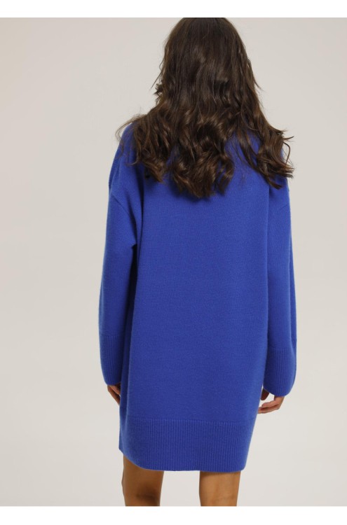 Blaues Wollkleid mit Rollkragen