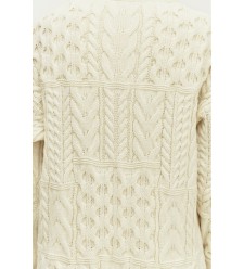 Weißer gestrickter Cardigan