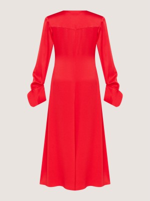 Rotes Kleid von Attire