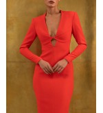 Kleid mit tiefem V-Ausschnitt von Attire by Halyna Davydiuk