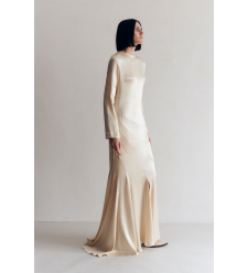 Langes Seidenkleid