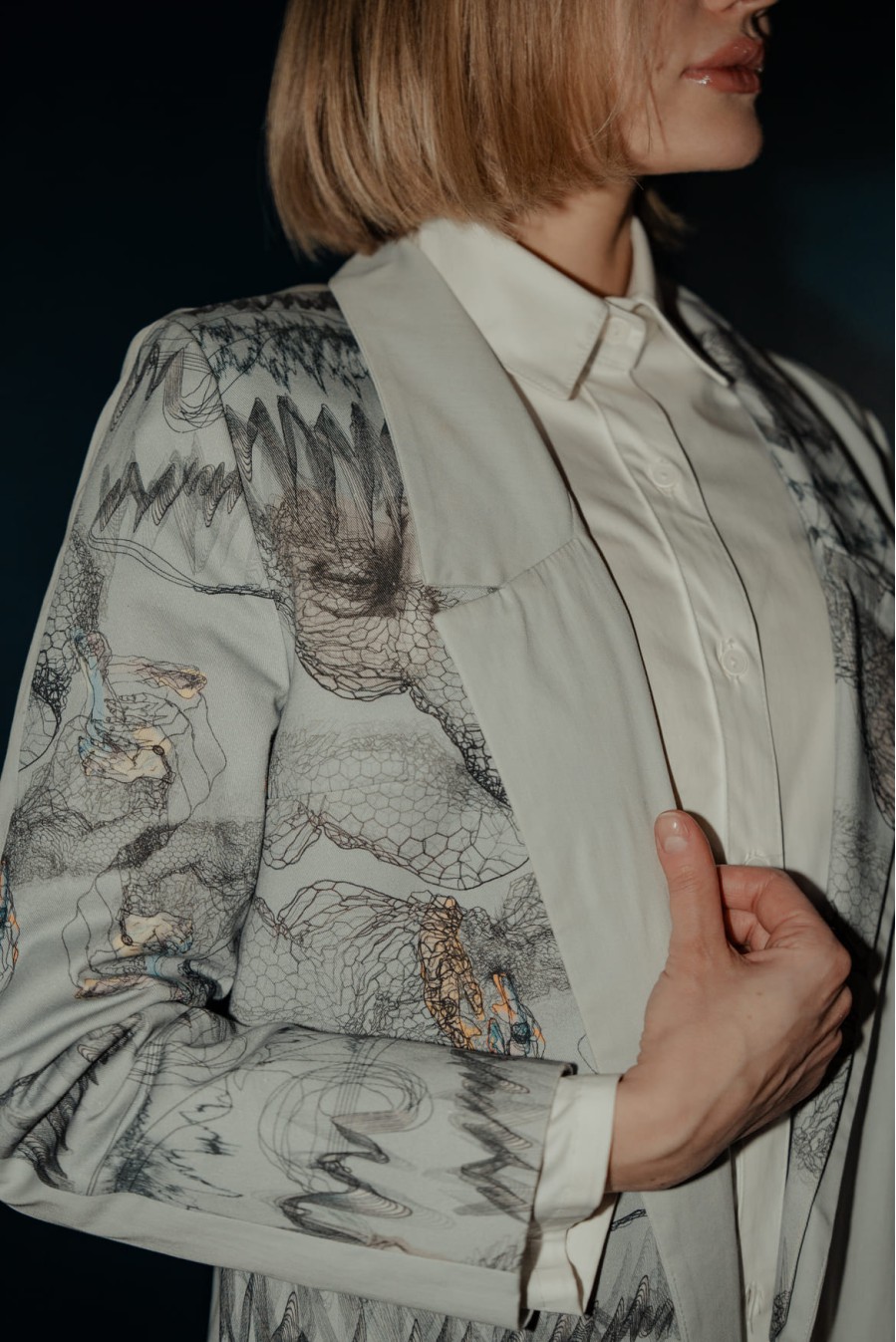 Chereshnivska Jacke mit einzigartigem Druck