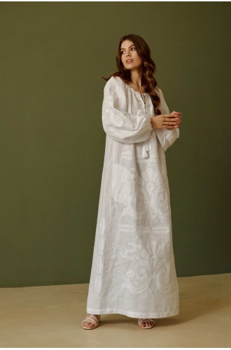 Kleid Tina von EmbroideredGem (weiß)
