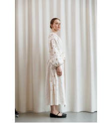 Kleid Adele von EMBROIDEREDGEM (Creme)