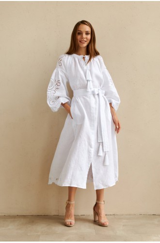 Kleid Oscar von EMBROIDEREDGEM (Weiß)