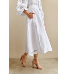Kleid Oscar von EMBROIDEREDGEM (Weiß)
