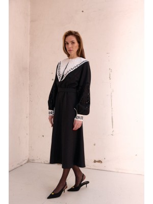 Kleid Olena von EMBROIDEREDGEM (Graphit)