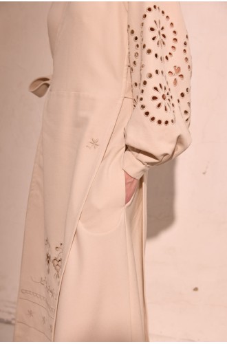 Kleid Olena von EMBROIDEREDGEM (Creme)