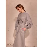 Kleid Olena von EMBROIDEREDGEM (Grau)