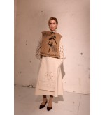 Kurze Weste Isidora von EMBROIDEREDGEM