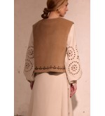 Kurze Weste Isidora von EMBROIDEREDGEM