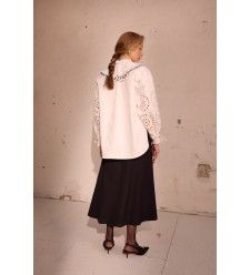 Bluse Olena von EMBROIDEREDGEM (Weiß)