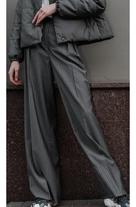 Wollhose grau gestreift