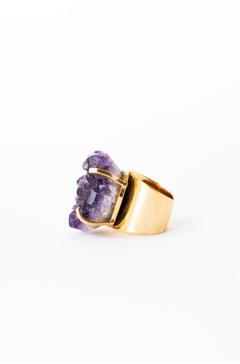 Ring mit Dunklem Amethyst von Katára Jewellery (2)