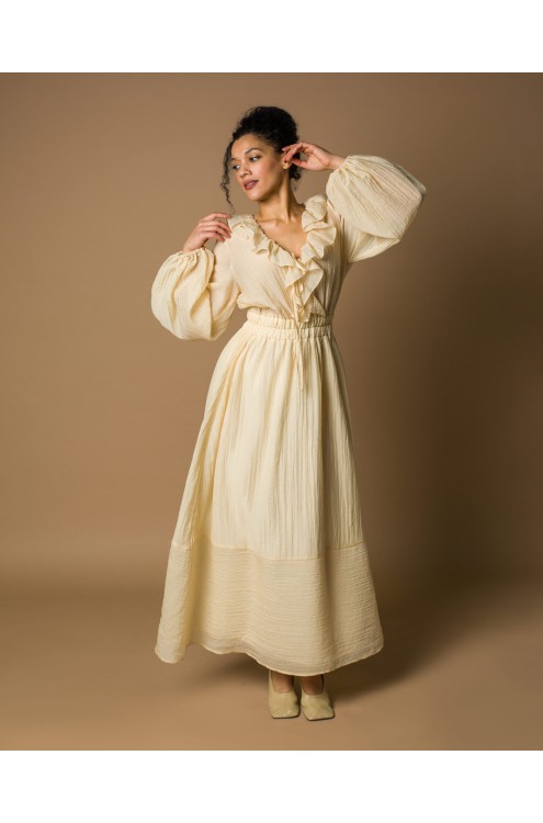 Maha Langes Kleid aus Crinkle-Tencel (Ecru)