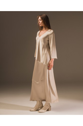 Maha Langes Kleid mit Print (Sand)