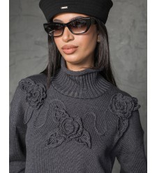 Maha Baumwollpullover mit handgehäkelten Blumen