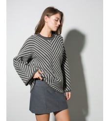 Maha Pullover mit Diagonalstreifen (Schwarz und Weiß) Maha Pullover mit Diagonalstreifen (Schwarz und Weiß)