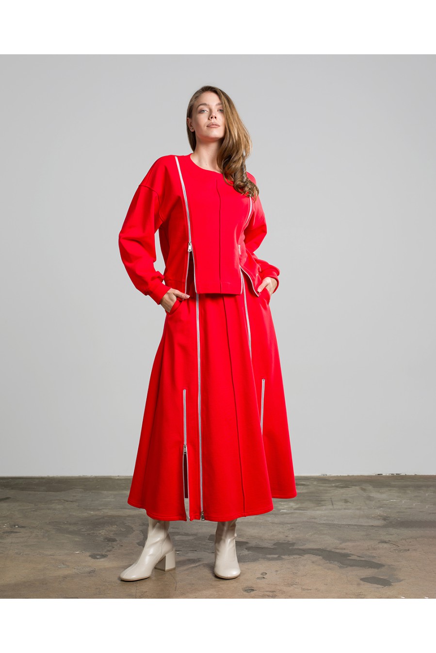 Maha Set: Sweatshirt & Rock mit Reißverschlüssen (Rot) Maha Set: Sweatshirt & Rock mit Reißverschlüssen (Rot)