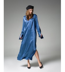 Maha Satin-Maxikleid (Denim blau) Maha Satin-Maxikleid (Denim blau)