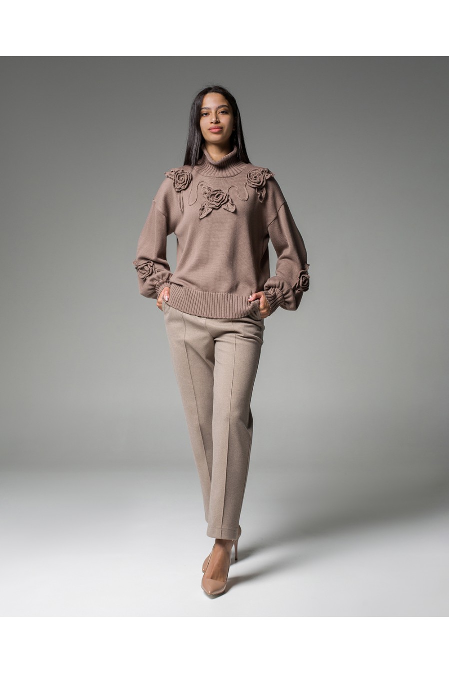 Maha Schmal geschnittene Hose Maha Schmal geschnittene Hose